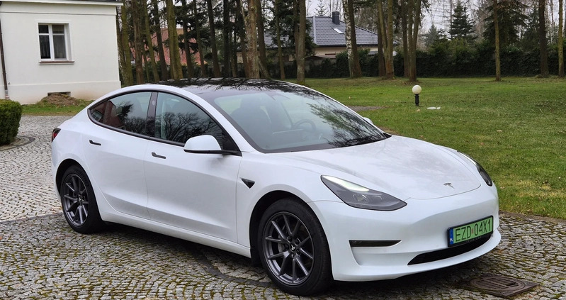 Tesla Model 3 cena 164820 przebieg: 74360, rok produkcji 2022 z Świerzawa małe 37